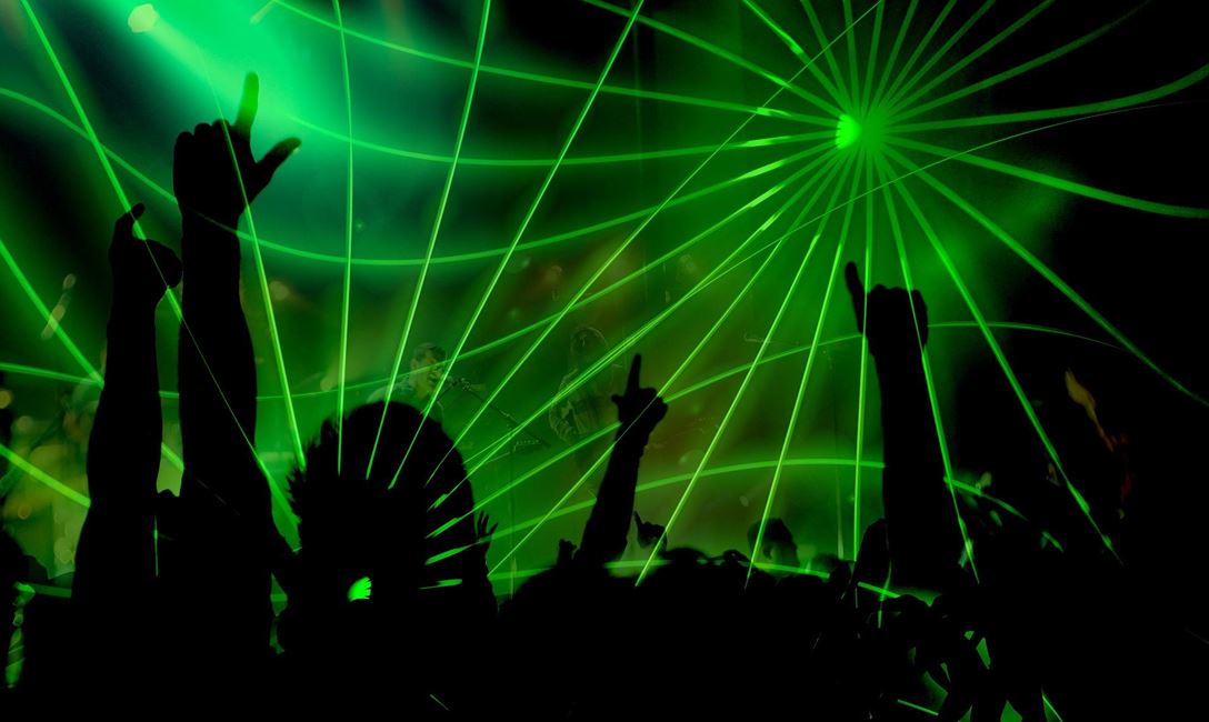 Neonparty@pixabay
