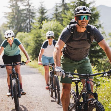 E-bike tour to the filming locations of  Der Bergdoktor