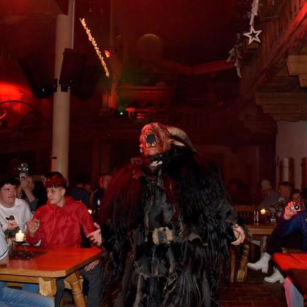 'Krampus Kränzchen'