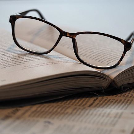 VZ Komma: Buchpräsentation 'Loew'