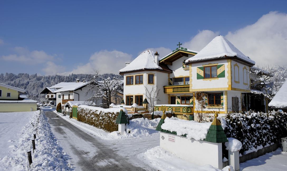 Winter Außenansicht (c) Hannes Dabernig