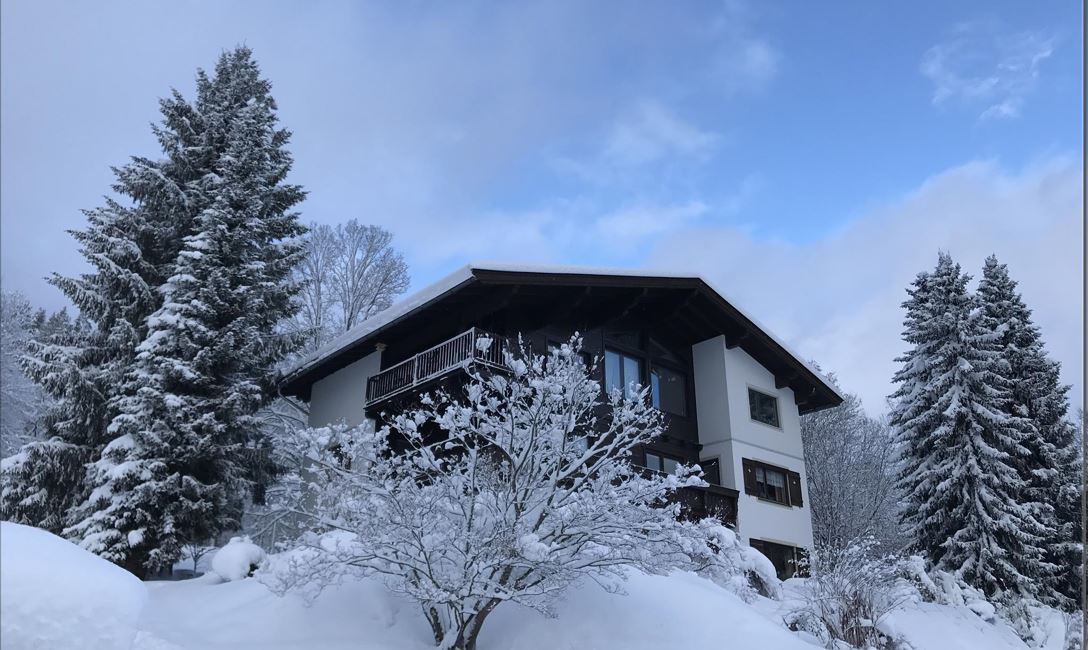Hausansicht Winter 2