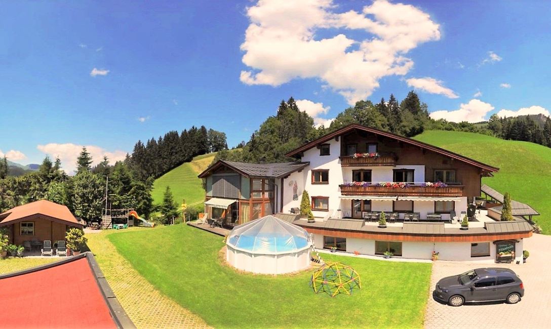 Gästehaus Elisabeth im Sommer