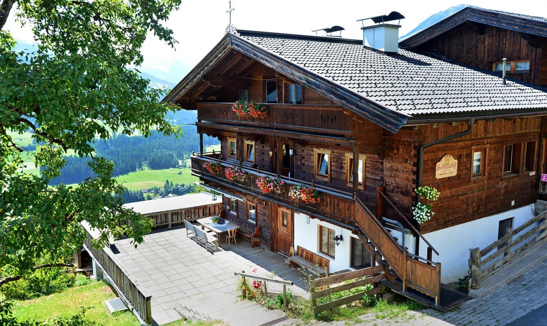 Haus-Stallhauesl-Sommer