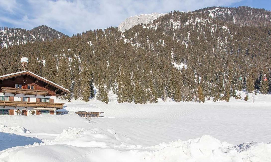 bauernhof-waidring-winterurlaub-skifahren-3