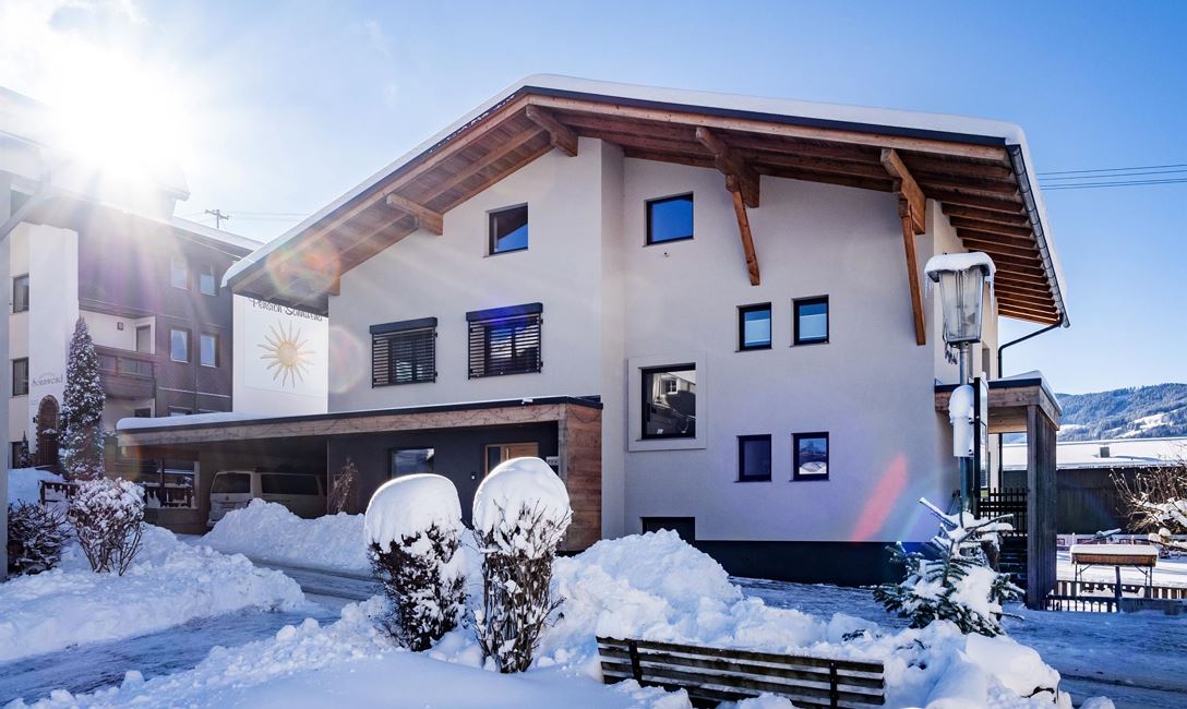 Haus_Bergschmied_Pfarrgasse_10_Westendorf_Haus_Win