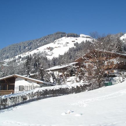 Blick zur Hohen Salve vom Balkon