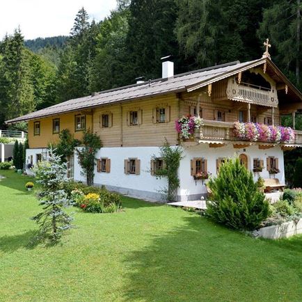 Landhaus Mühlau Seitenansicht