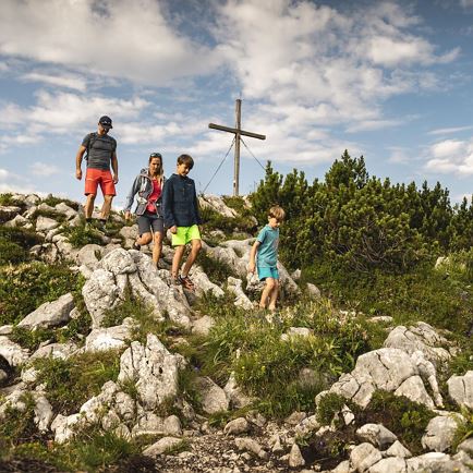 medium-TVB-Pillerseetal-Wandern-Familie-1