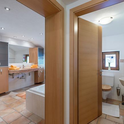 Badezimmer 2