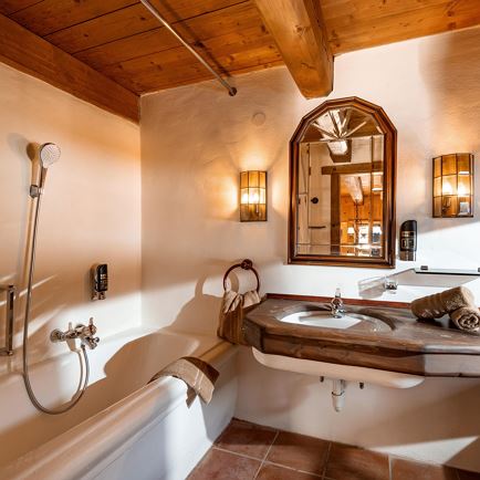 Suite 6 Badezimmer