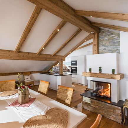 Ferienwohnung_Beim_Hoizwurm_Dorf_51_Aschau_Wohnzim