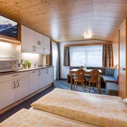 Gaestehaus_Roland_Kitzbuehelstrasse_23_Kirchberg_0