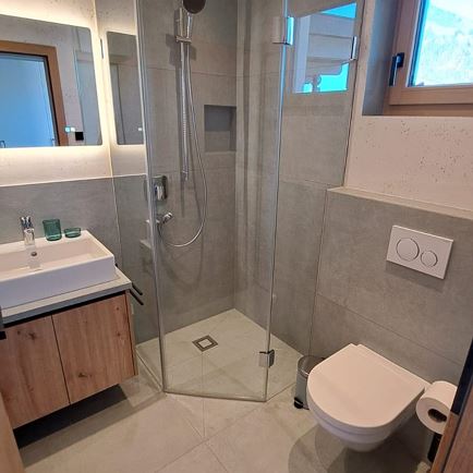 WhatsApp Image 2025-11-06 at 10.50.36 (3)