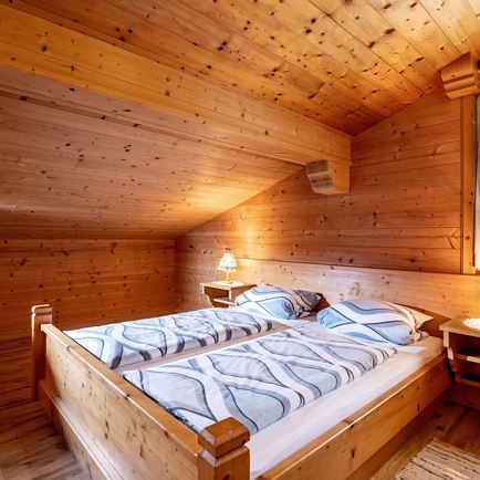 Haus Fröschl, Kirchdorf, Schlazimmer