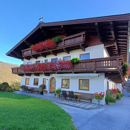 Herbststimmung am Mühlreithof Kirchdorf in Tirol