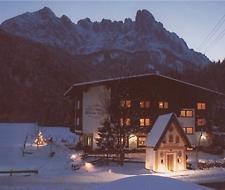 Hausansicht im Winter