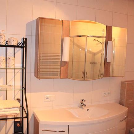 Kleinlercher, Badezimmerbeispiel