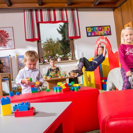 Kinder-Central-3 (Groß)