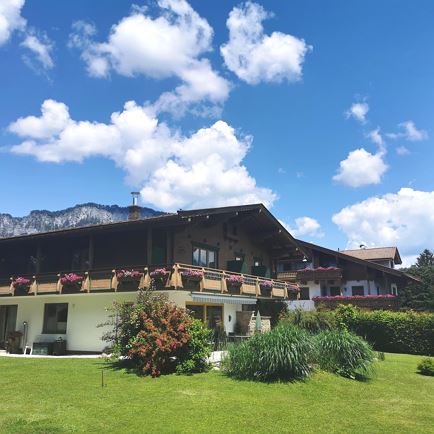 IMG_20220611_124325_edit_73601473758039