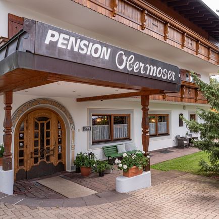 Pension_Obermoser_Bruggbaeckweg_7_St_Johann_Eingan