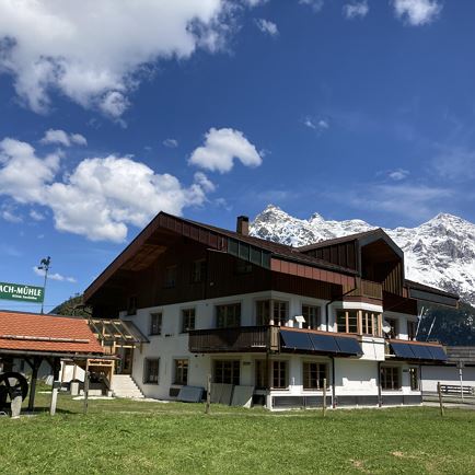 Ferienwohnungen Alpinholiday