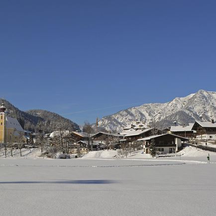 Waidring Winter Ortsansicht