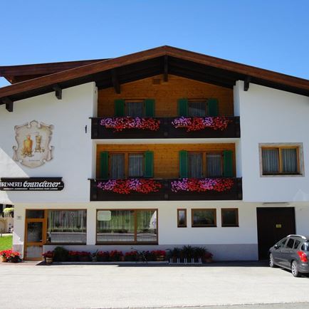 Pension-Brennerei Brandtner