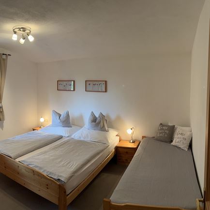 Appartement 3, Schlafzimmer