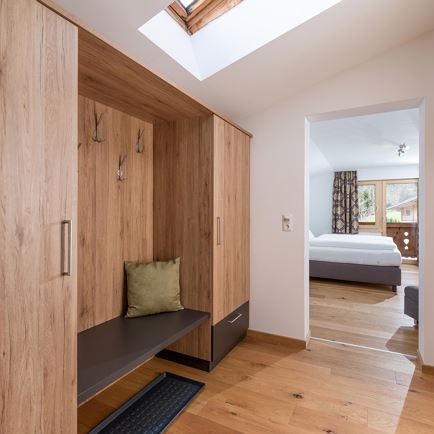 Garderobe Dreibettzimmer Superior