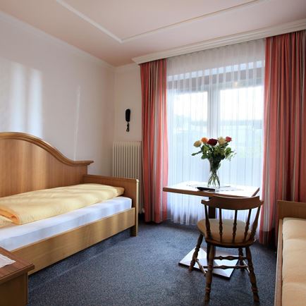 Einbettzimmer
