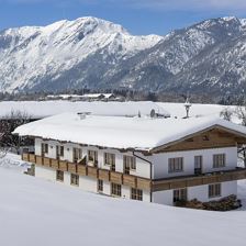 Gaestehaus_Vroni_Pfaringhof_Dorf_40_AngerbergHaus4