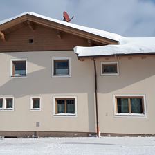 Appartement_Heidegger_Hausansicht Front_Winter