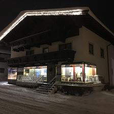 Hausansicht Winter