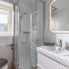 Chalet_Achenberg_Achenberg_40_Brixen_Badezimmer_EG