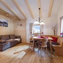 Ferienhaus_Auerbauer_Feuring_16_Brixen_Wohnraum