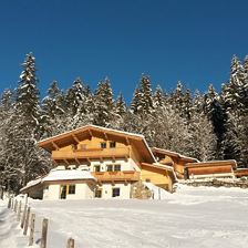 Hausansicht Winter 2