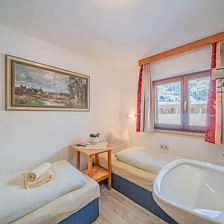 Schlafzimmer 3