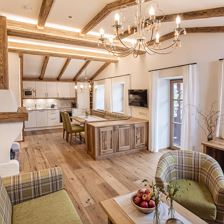 Der-Laerchenhof_Zimmer_Almhuetten-Suite_05_2000px-