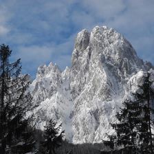 Verschneite Bergspitzen