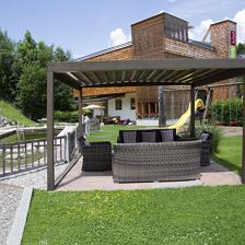 Pavillon mit Lounge