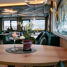 Home-Suite-Home_0050