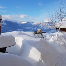 Winter - vorm Haus