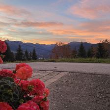 Abendstimmung vor dem Haus