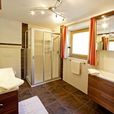 Badezimmer EG
