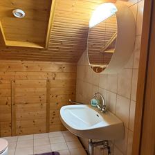 ABF9466C-E9B7-4DF2-9781-69CC6B60694E