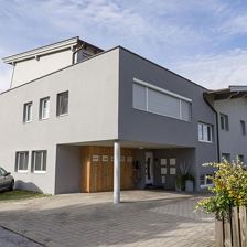 Garage / Eingangsbereich