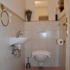 Haus-Moinka-toilette