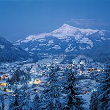 kirchberg-bei-nachtÂ©kitzbueheleralpen-brixental