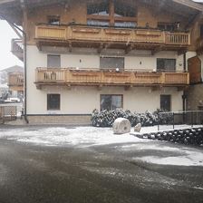 Appartement 3 mit Terrasse